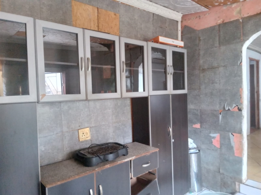 2 Bedroom Property for Sale in Kwa Nobuhle Eastern Cape